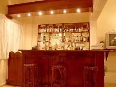 阿尔巴酒店 酒店