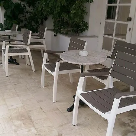 Alba Hotell